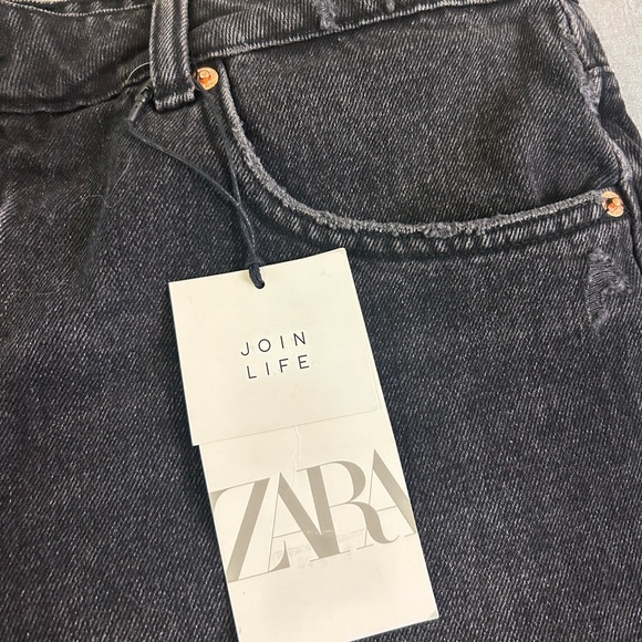 🖤”Zara” NWT Distressed Dark Wash Black “Denim”Cotton Short w/ Pockets Size 14🖤 - Picture 5 of 12